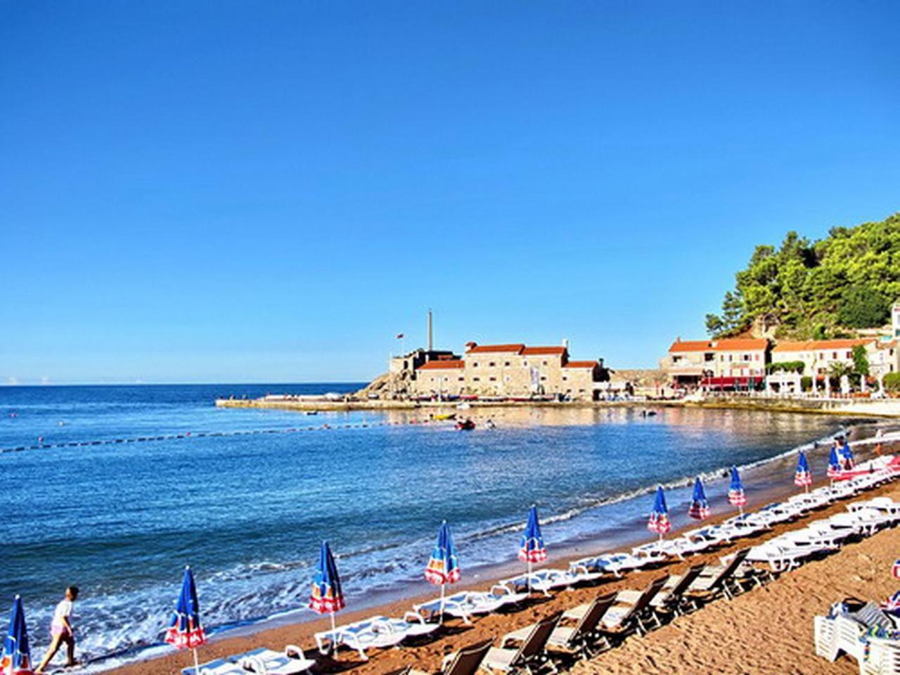 Apartments Maris Garden Petrovac Luaran gambar